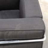 LC2 armchair in black fabric – Design Le Corbusier, Pierre Jeanneret & Charlotte Perriand, 60s
