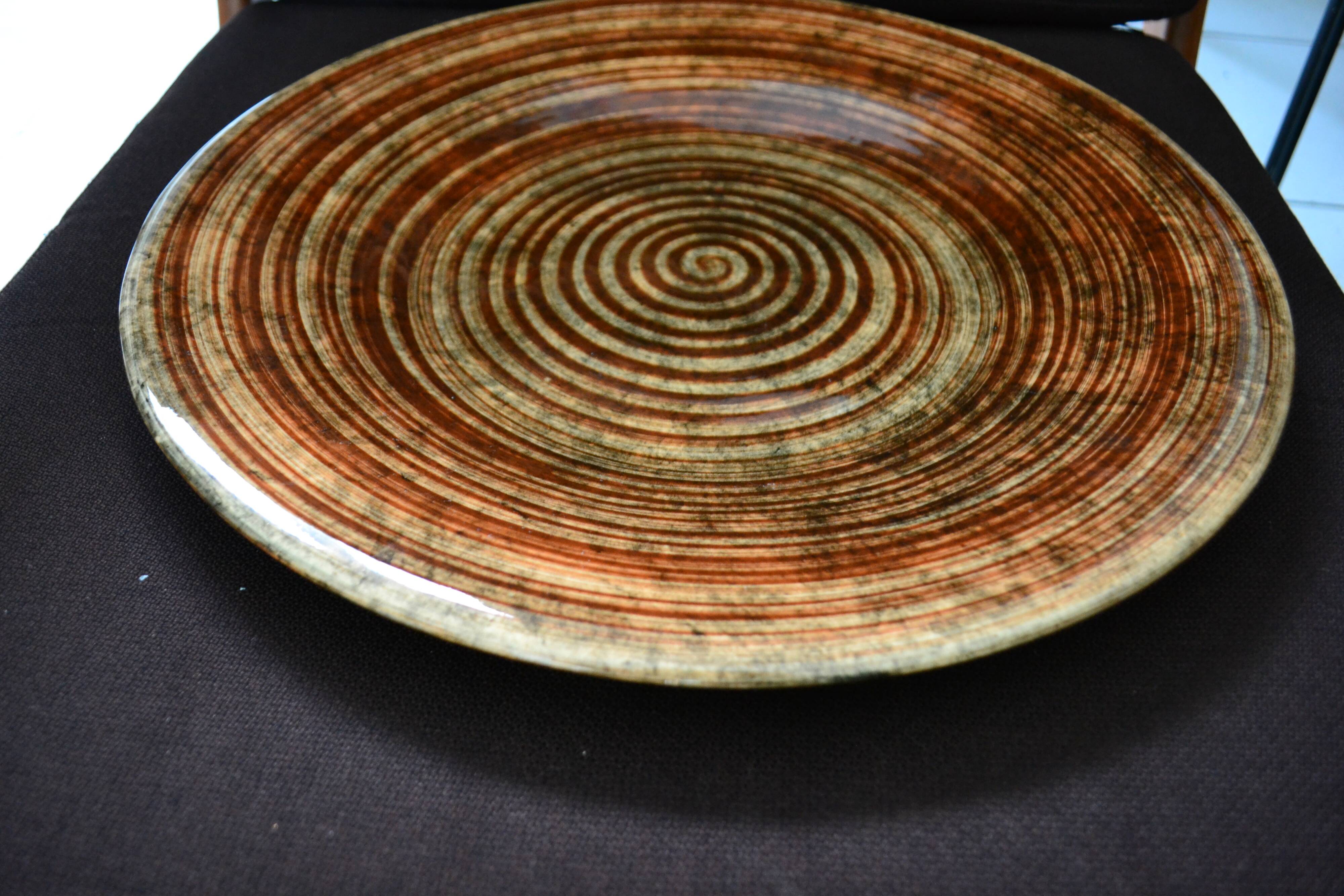 Arnis vintage ceramic dish