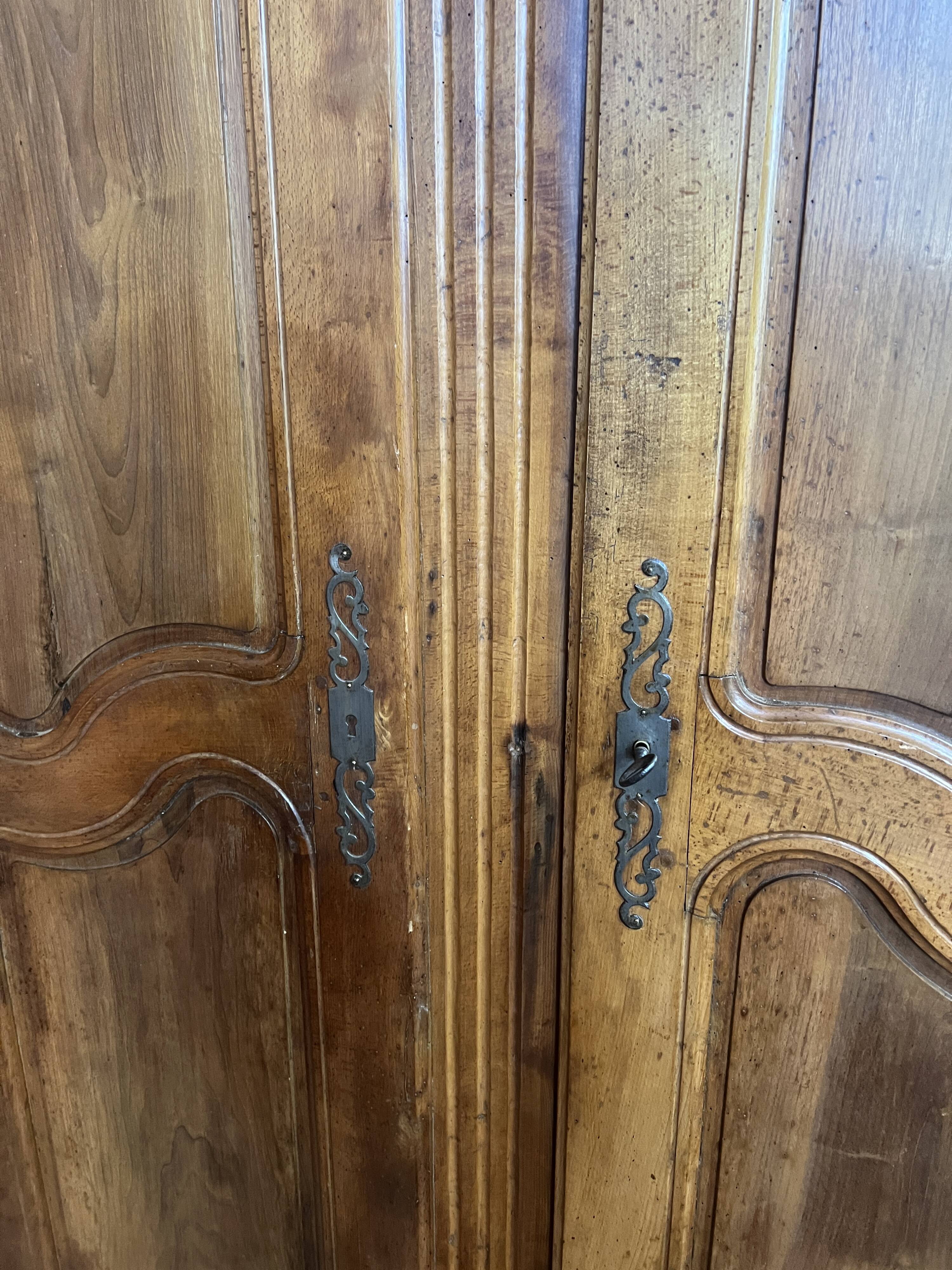 Transition style 2-door wardrobe in natural wood, 19th century