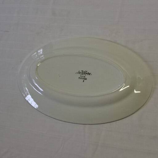 Plat ovale ancien de chez Sarreguemines modèle "Turbigo"