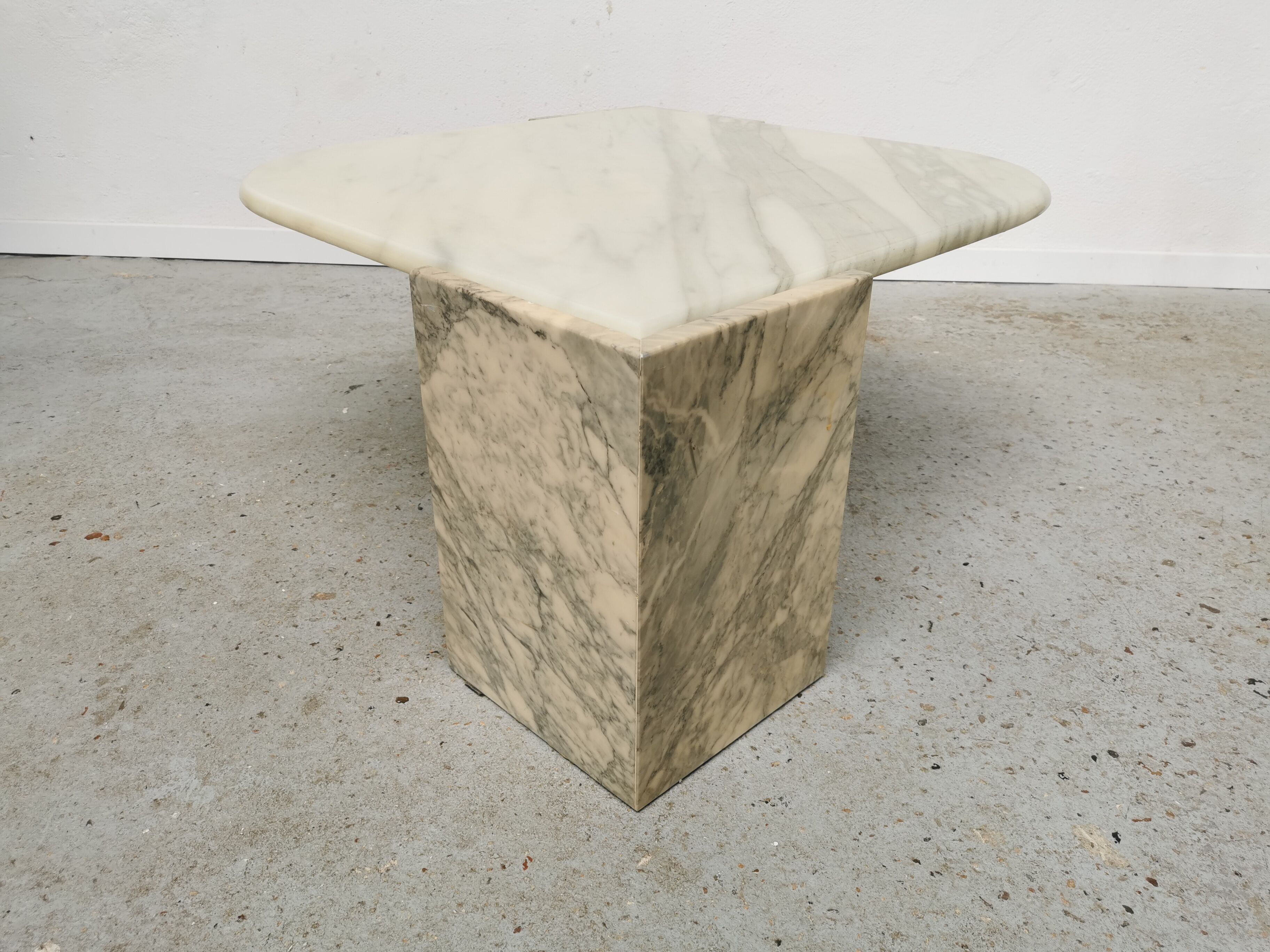 Table basse en marbre Roche Bobois