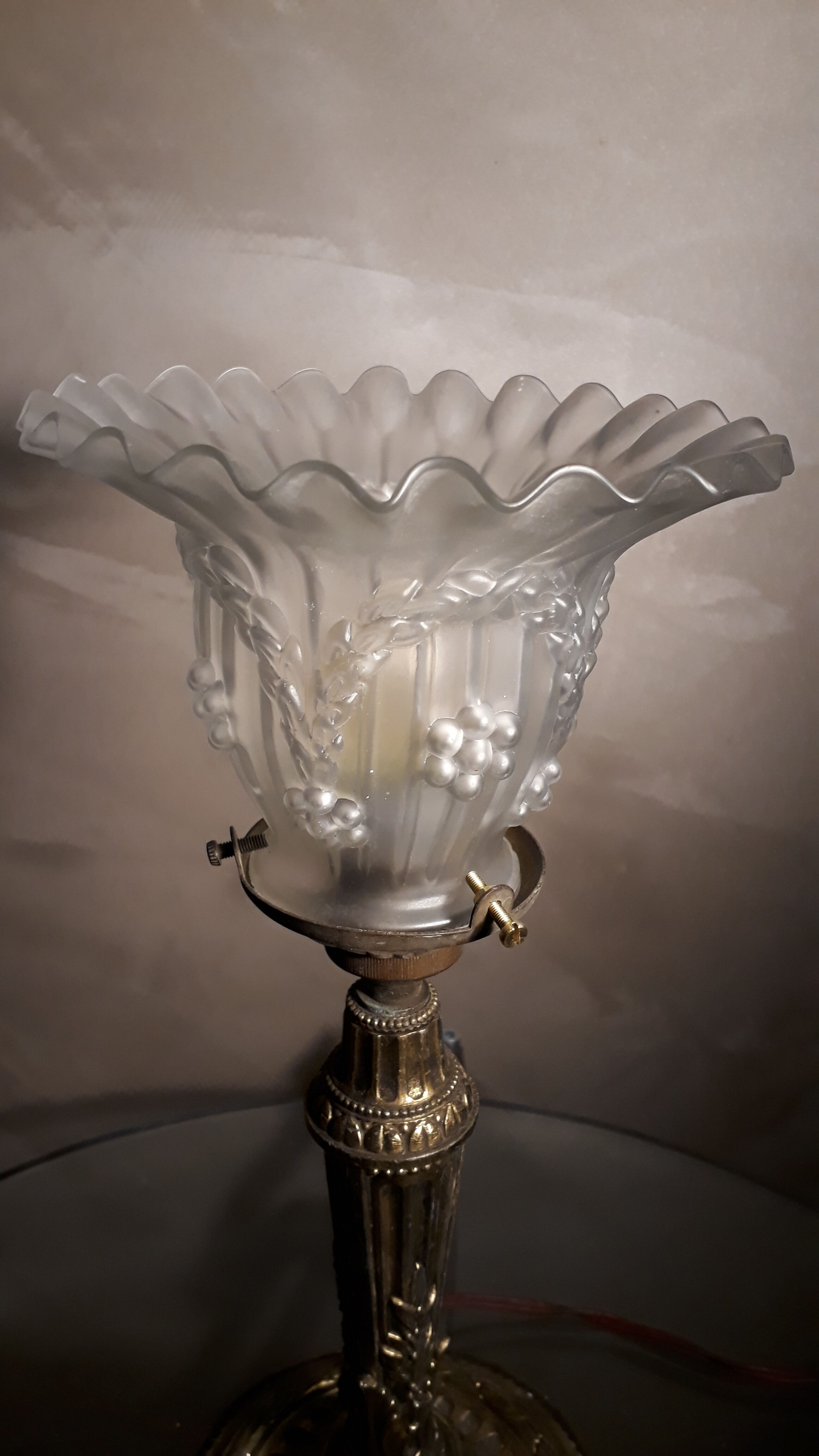 art nouveau lamp 1900 has 30 tulip very pretty napoleon style, 32x12
