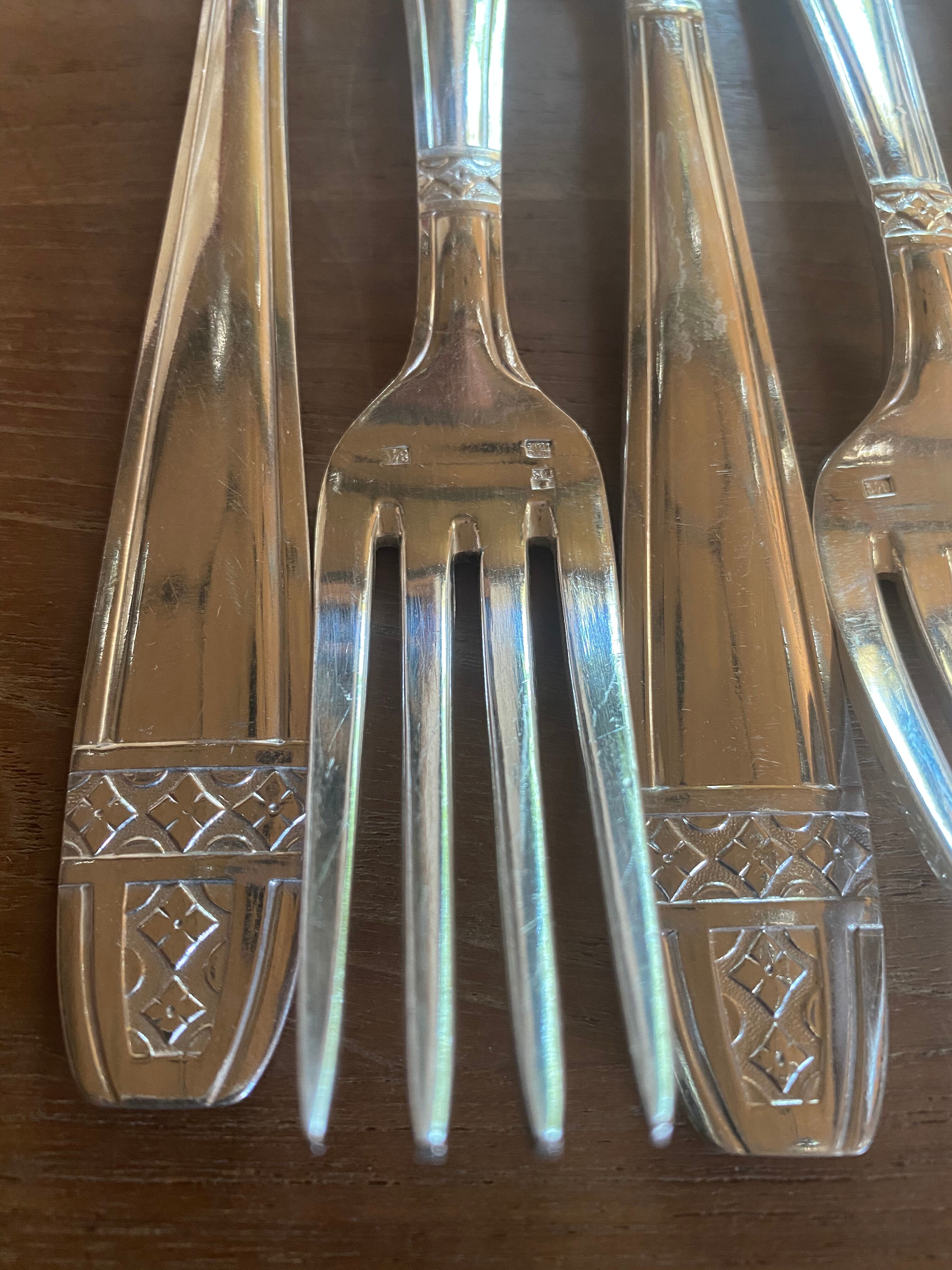 Art Deco cutlery housewife 12 people