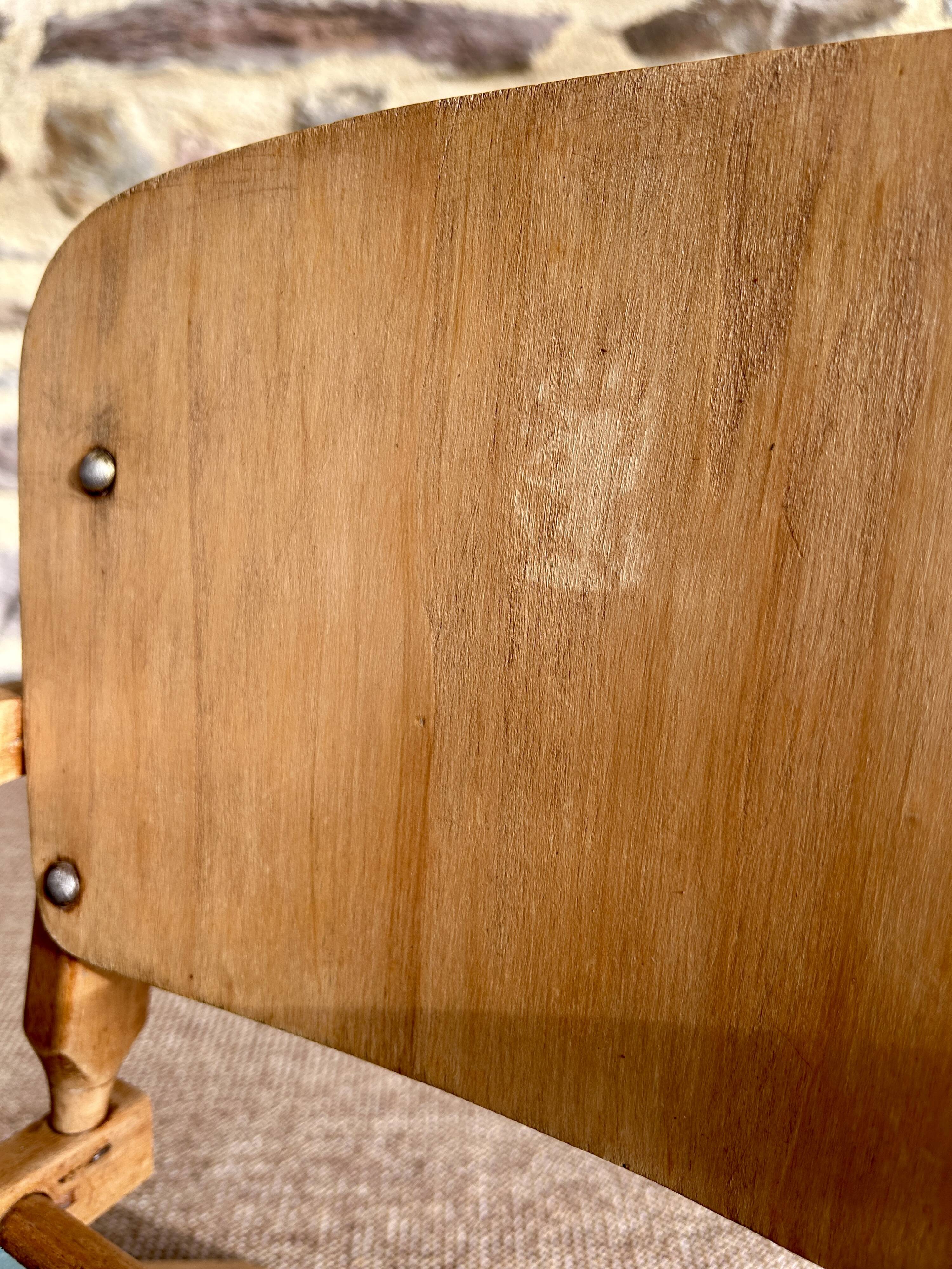 Child's chair in beech wood - 1950s