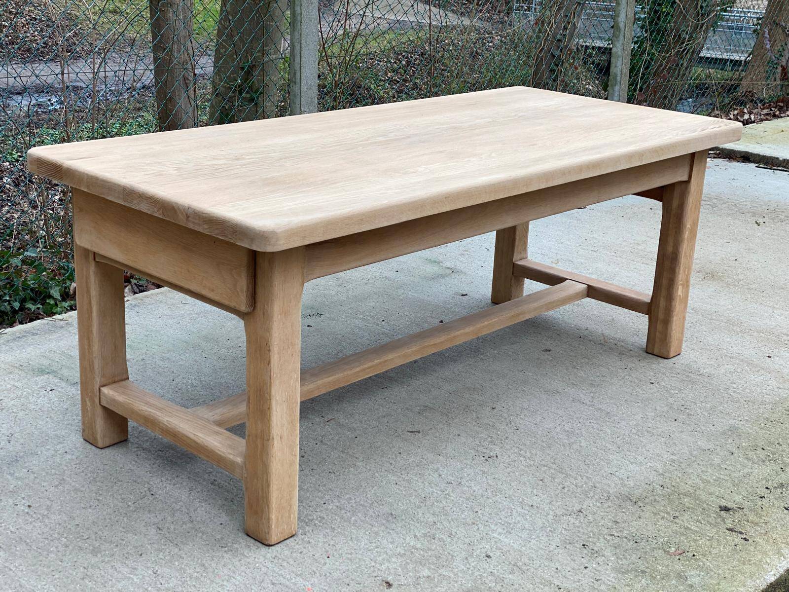 Extendable farmhouse table renovated in solid raw oak 2 drawers 2 benches 20