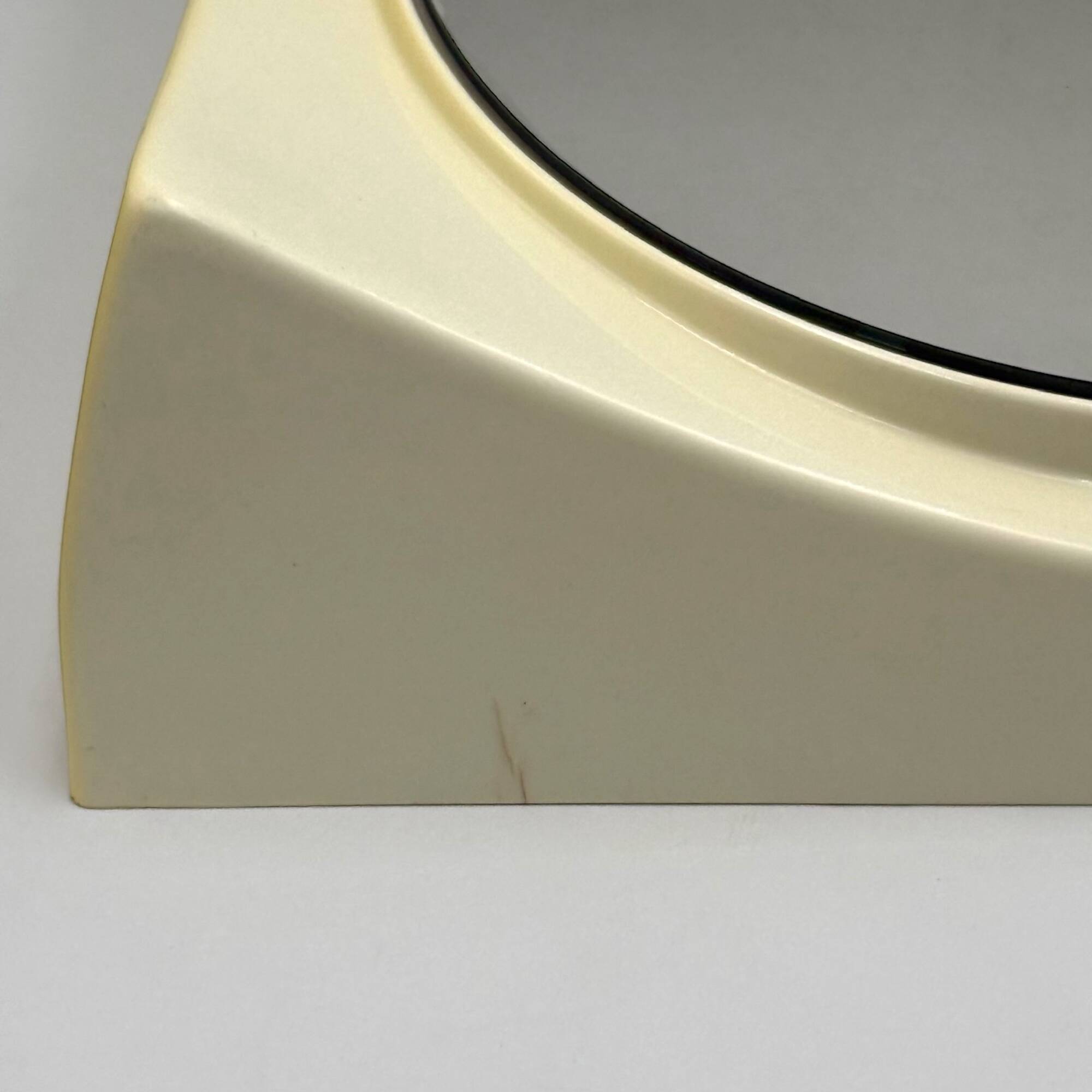 Miroir mural italien OVNI, plastique ivoire flexible, design vintage de l'ère spatiale,
