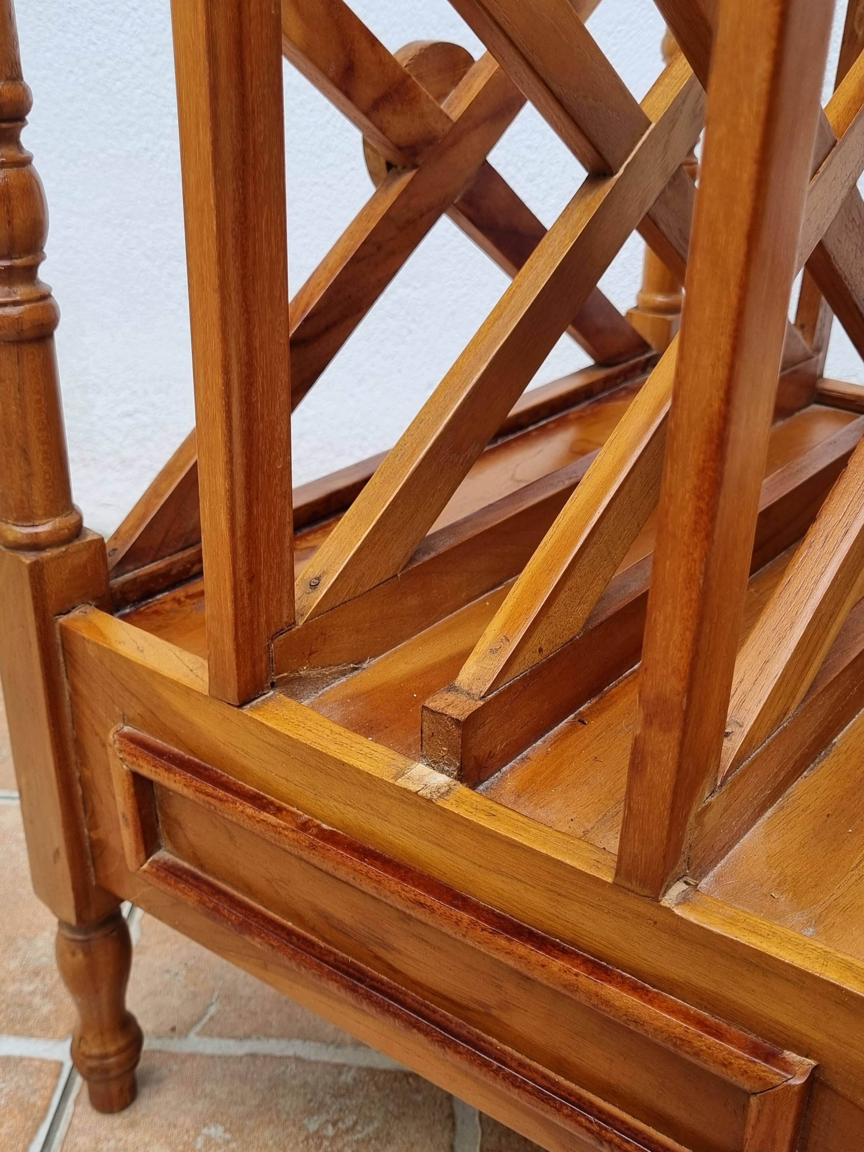 Vintage wooden magazine rack with drawer, English style, 60x45 cm.