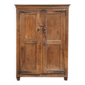 Antique oak farmhouse cupboard from the 17th century with original fittings