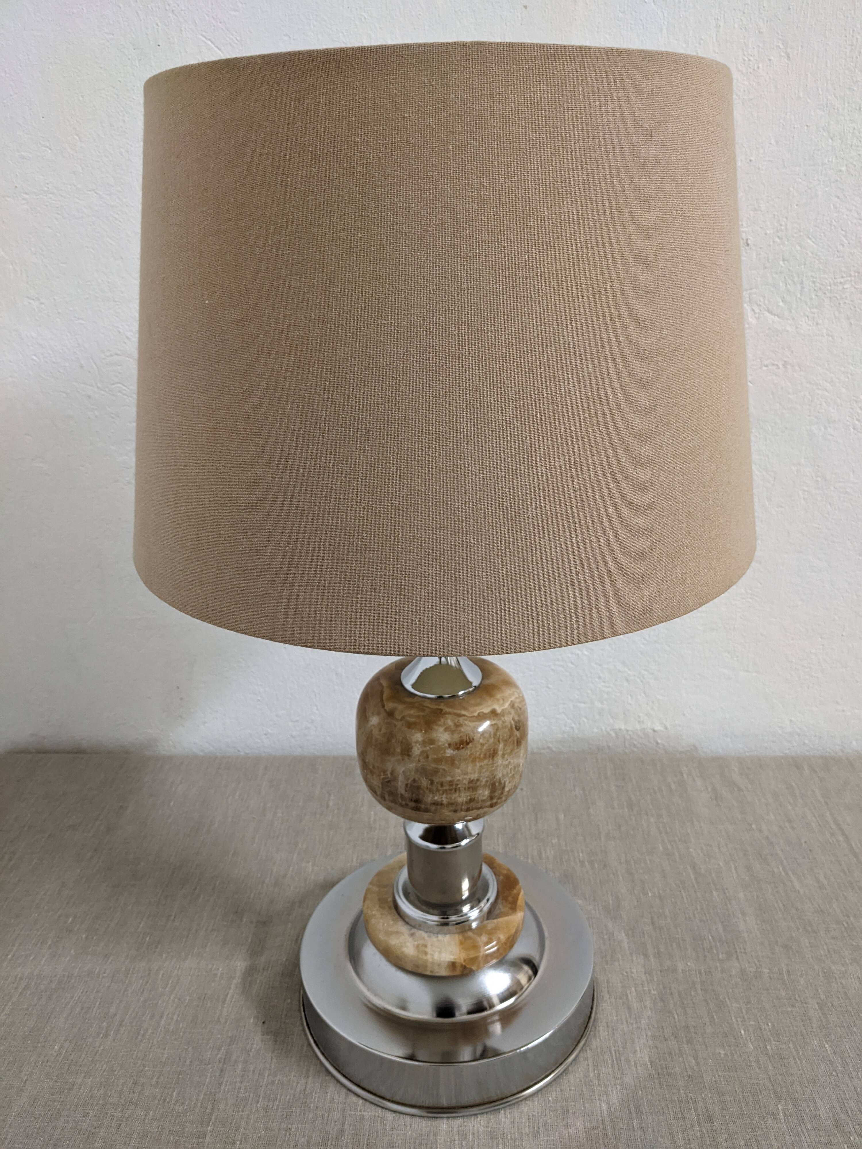 Living lamp in onyx and chromed metal from the 60s/70s