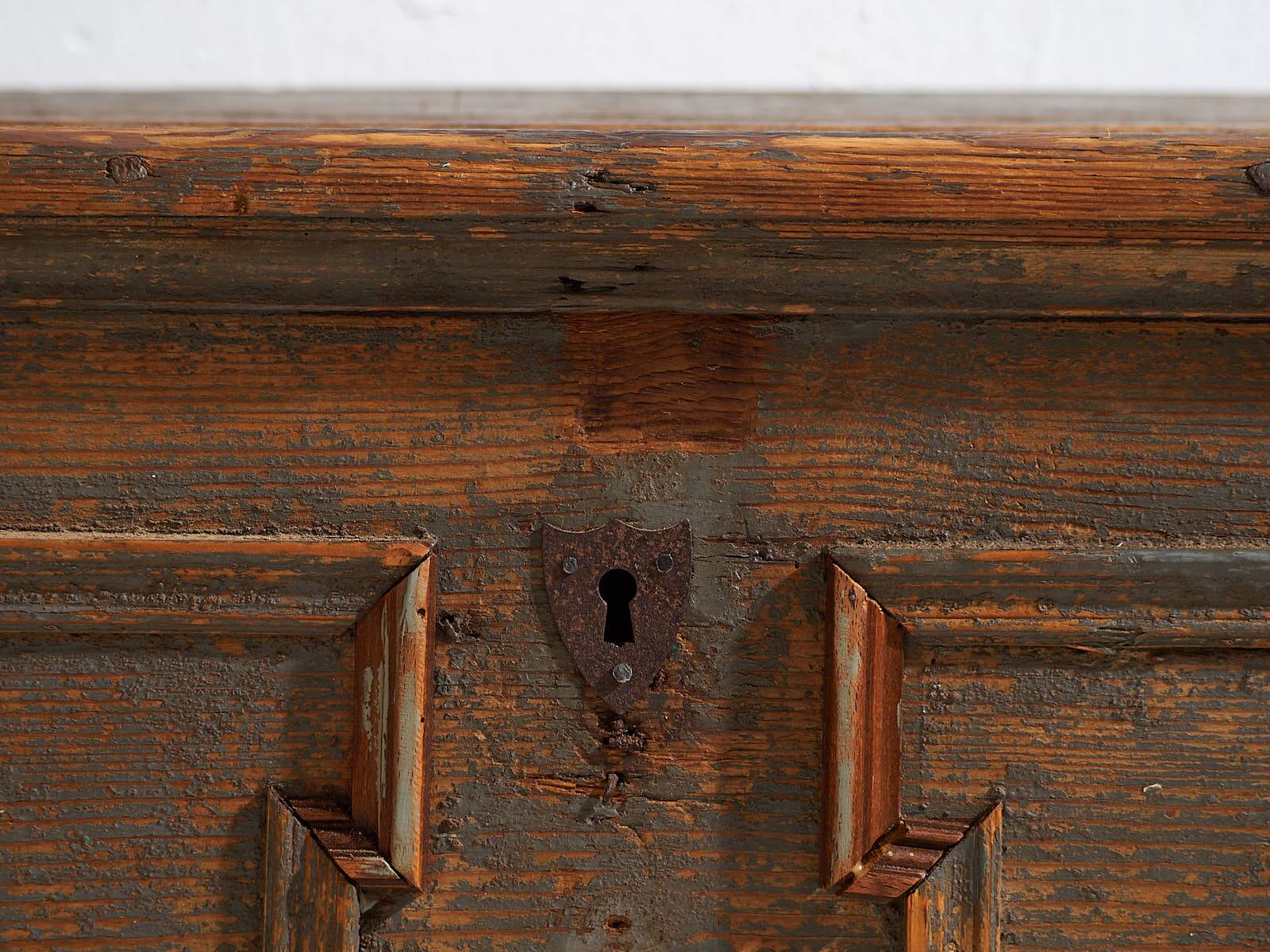 Antique chest with pearl grey patina (c.1900) #28