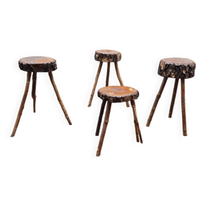 lot de tabourets brutalistes