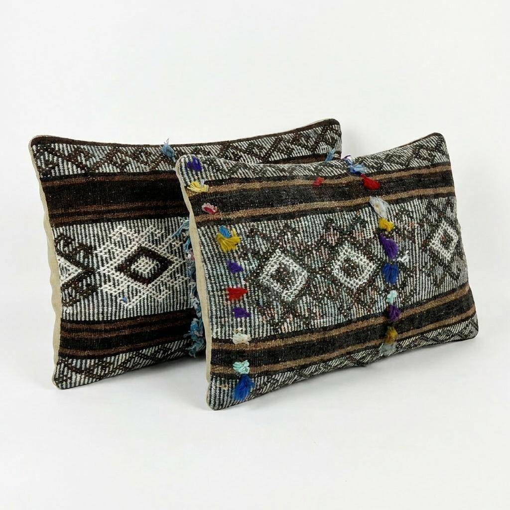 Set of 2 vintage kilim cushion covers 41x61 cm