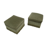 2 poufs