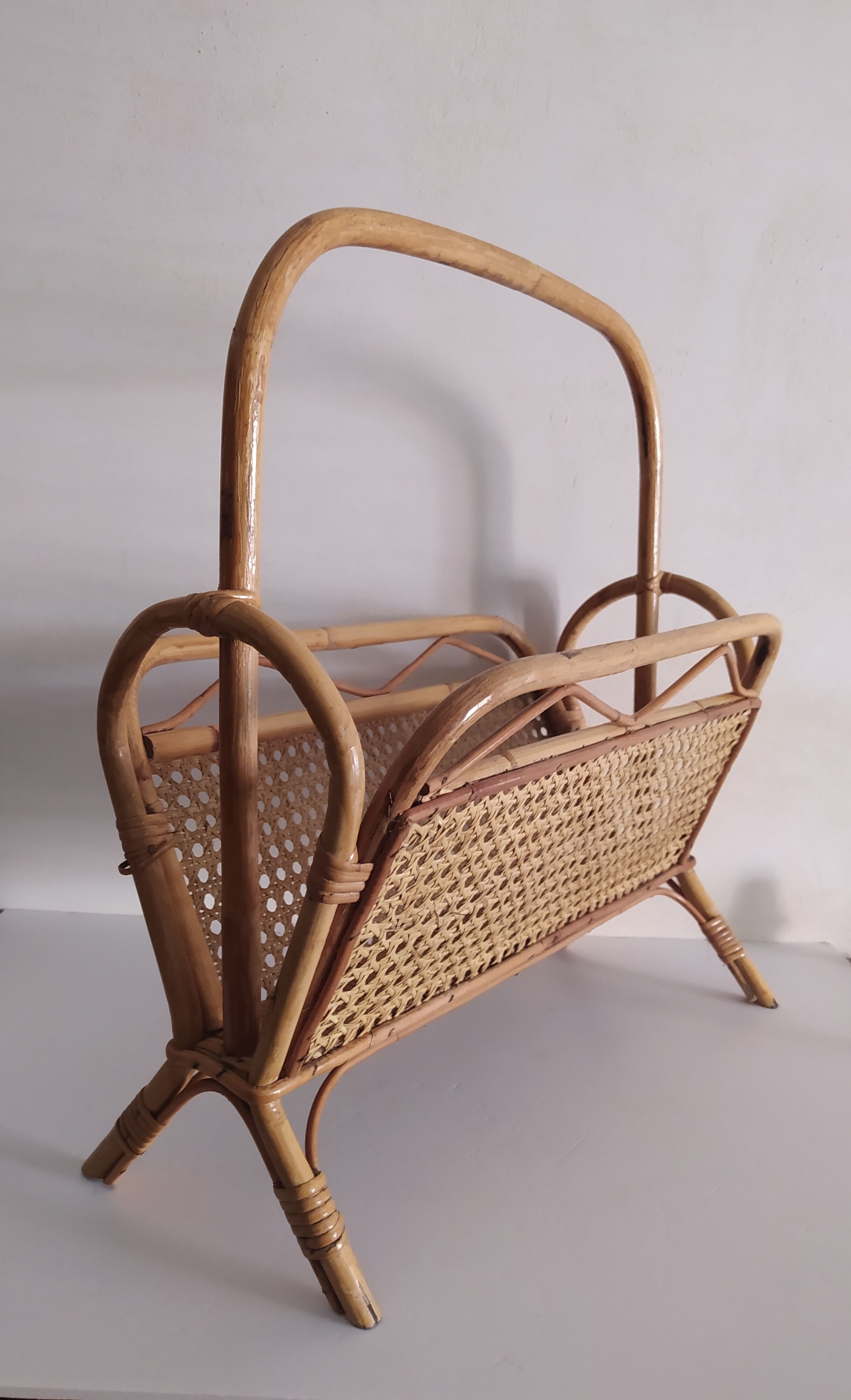 Vintage magazine holder