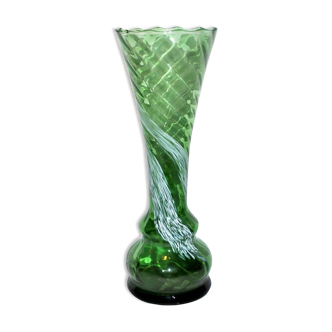 Antique vase in white speckled green marbled glass - molded CLICHY glass with twisted ribs H29.5cm