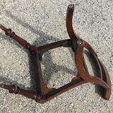 A series of 4 mahogany chairs with 19th th eme leather patties in good condition