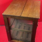 Ancien petit garde manger en bois grillage