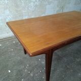 Scandinavian with extension dining table