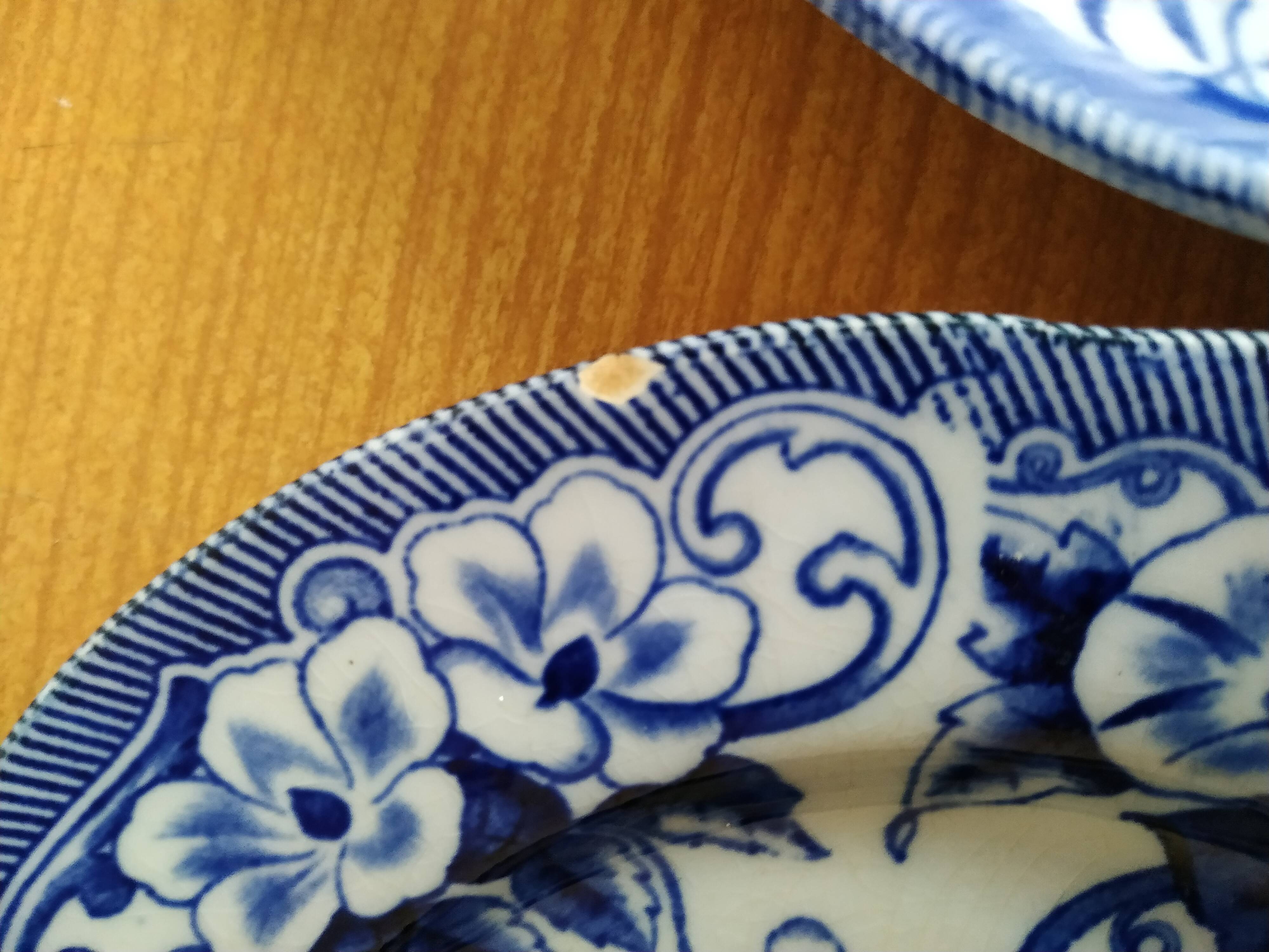 8 dessert plates from Flora Creil and Montereau