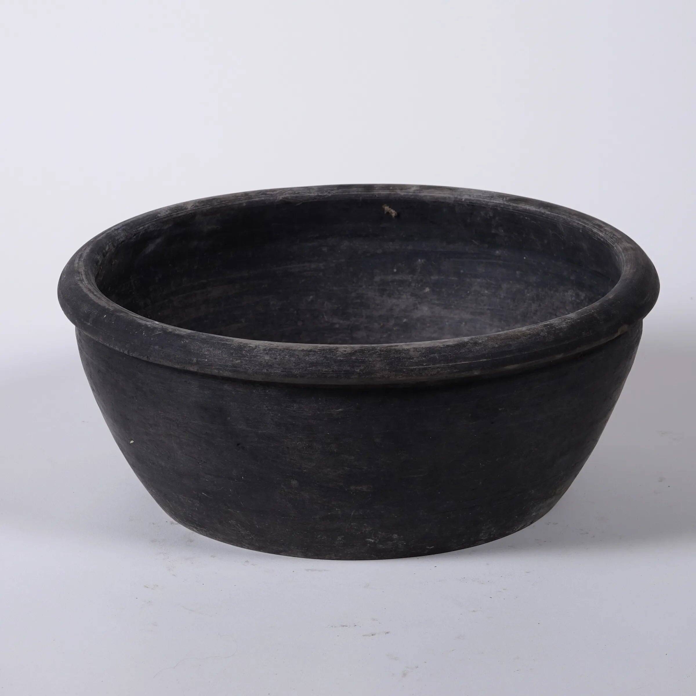 Sichuan - Antique Chinese earthenware dish no. 2