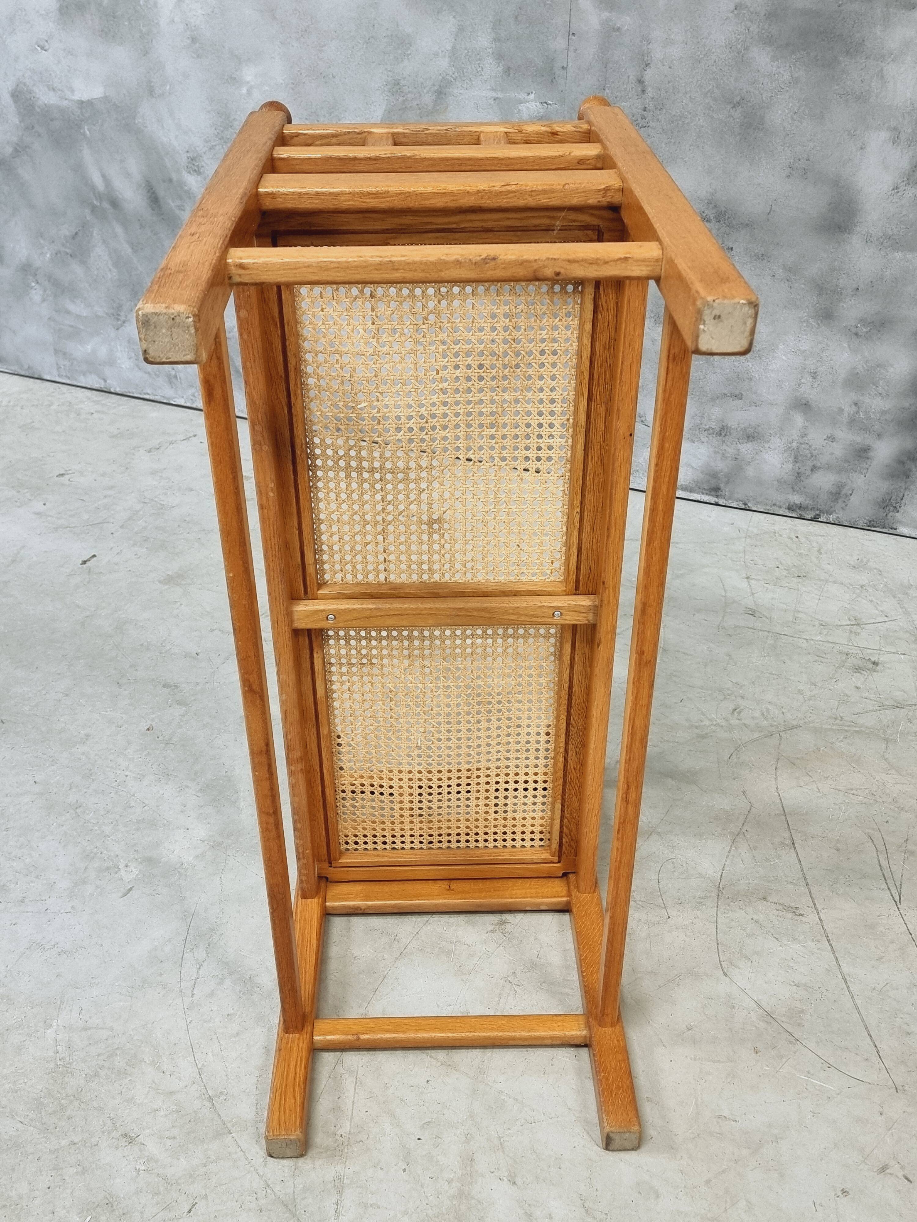 Vintage Oak Entryway Bench with Straps