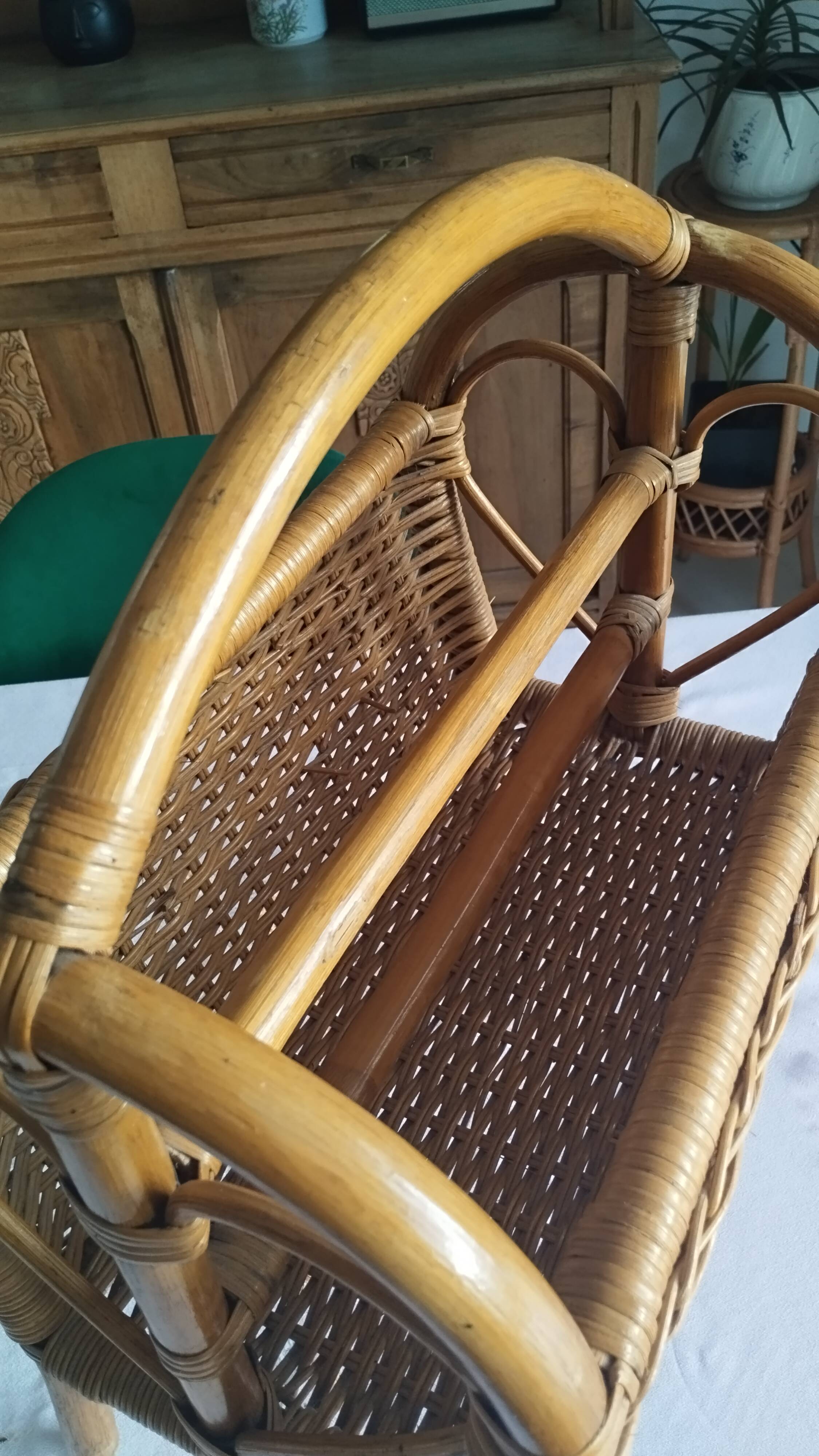 Rattan magazine rack