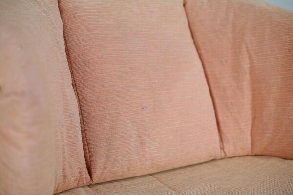Fauteuil Ligne Roset, couleur orange  pastel, France, circa 1990