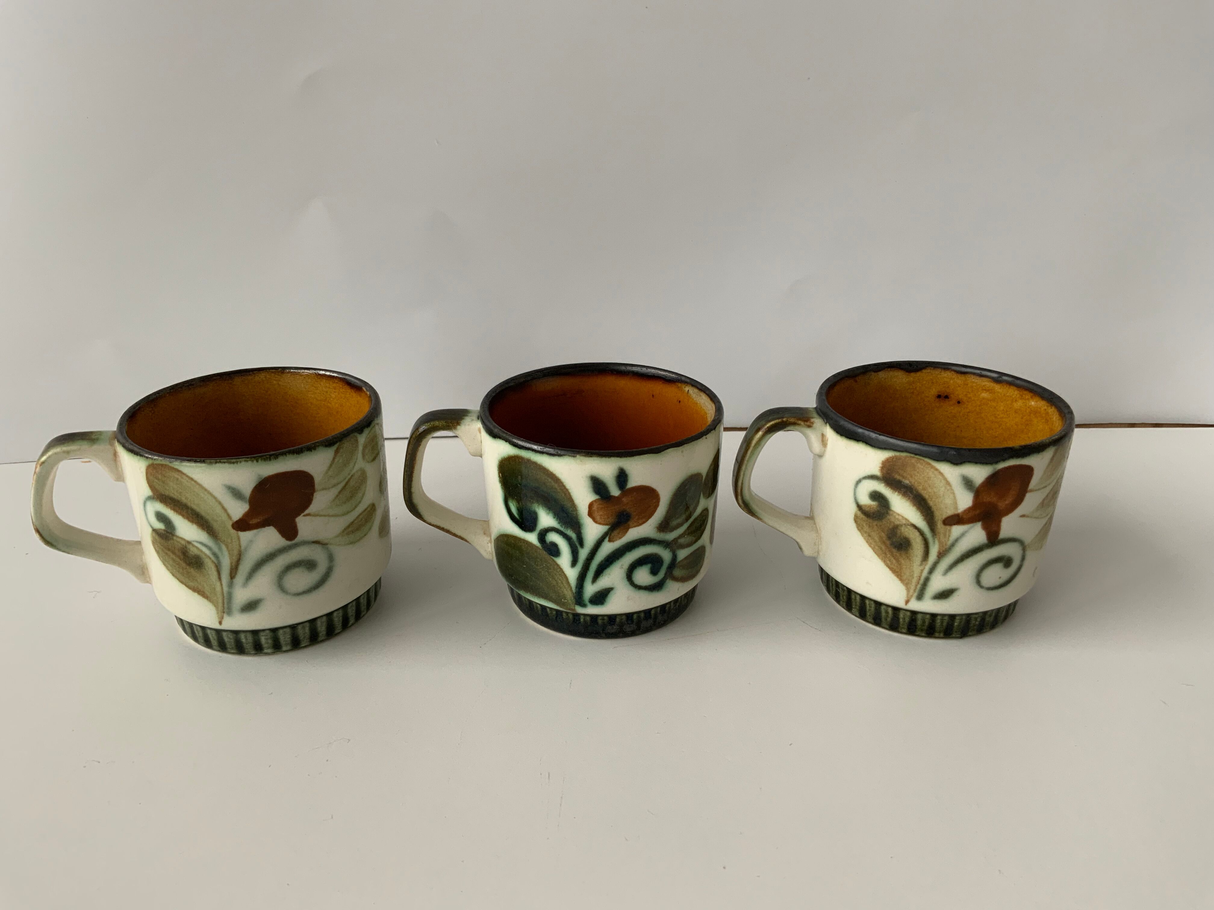 Trio de tasses vintage