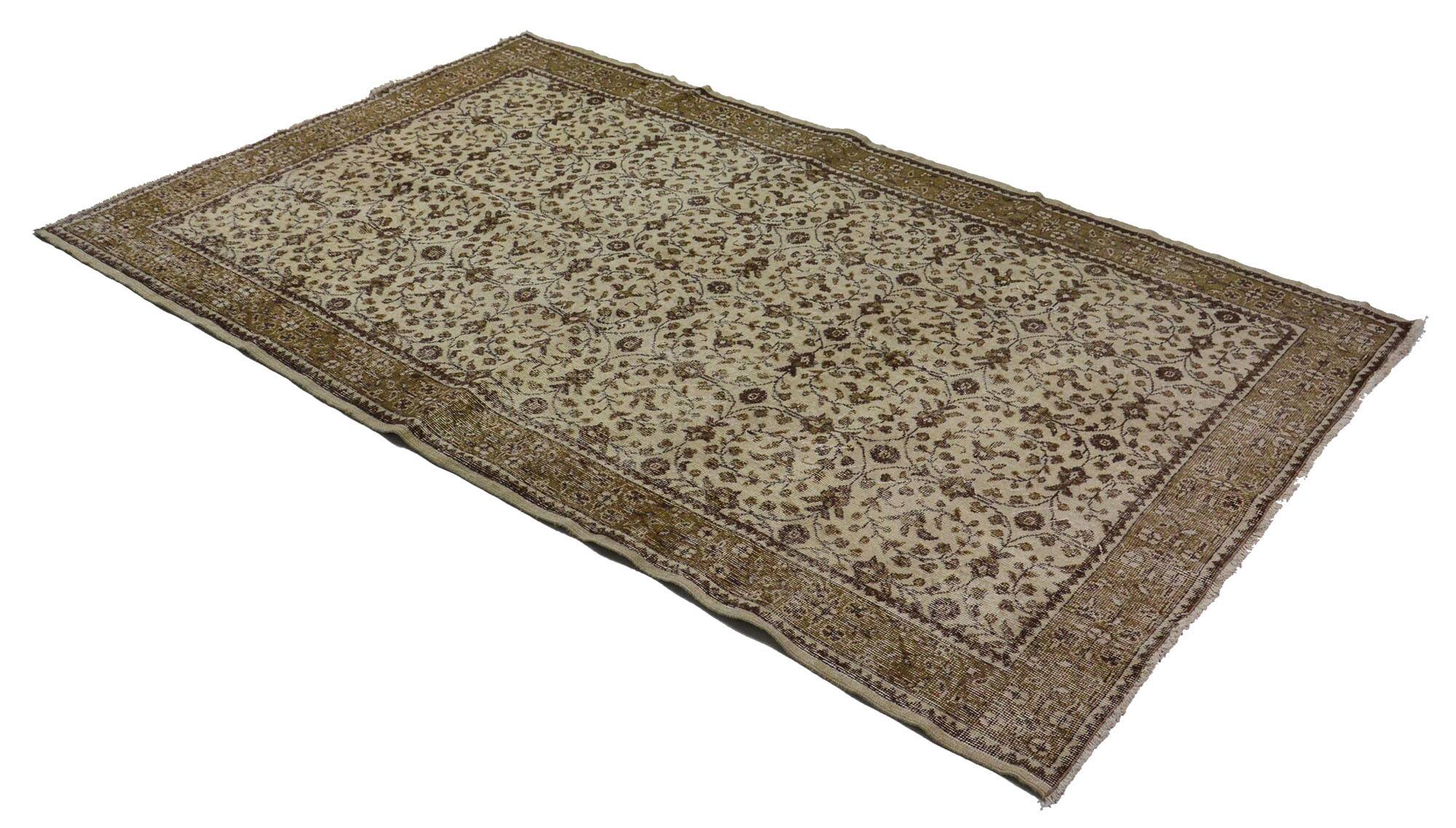 One-of-a-kind turkish handwoven vintage rug - rustic vintage charm 272x 166 cm