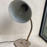 Desk lamp