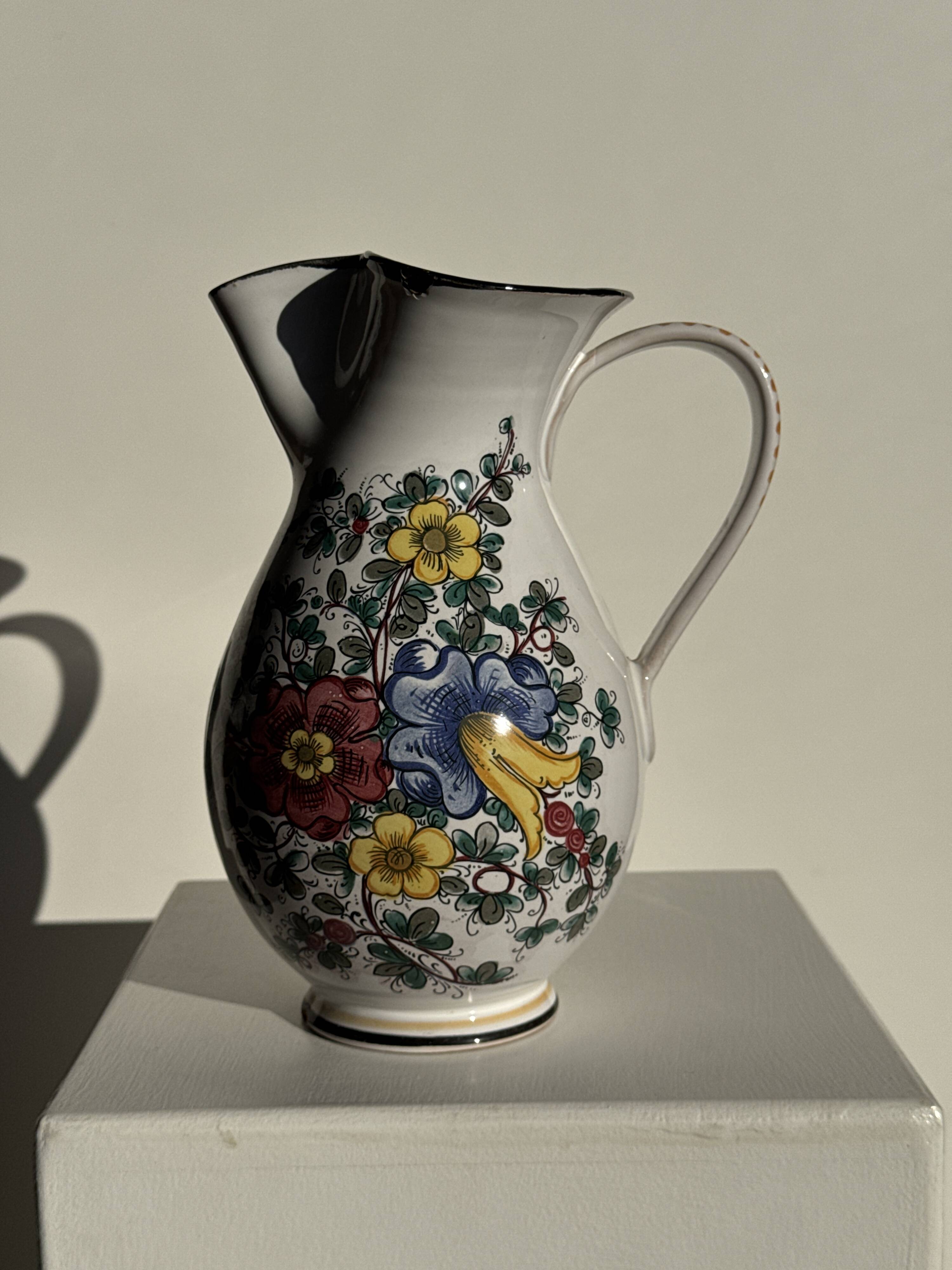 Large ceramic flower bouquet jug H23