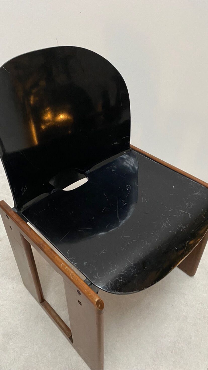 Pair of chairs of Afra and Tobia scarpa model dialogo