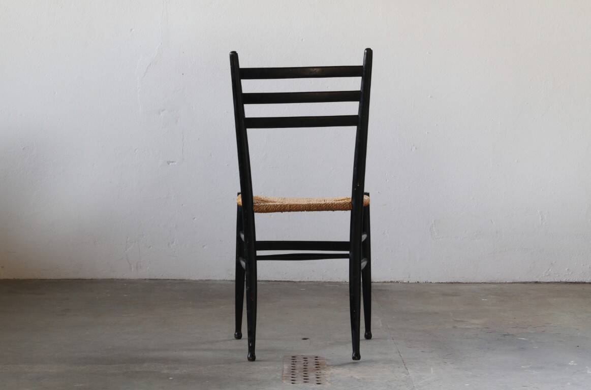 Vintage set of 8 Italian papercord black dining chairs, woven seat, 1950s