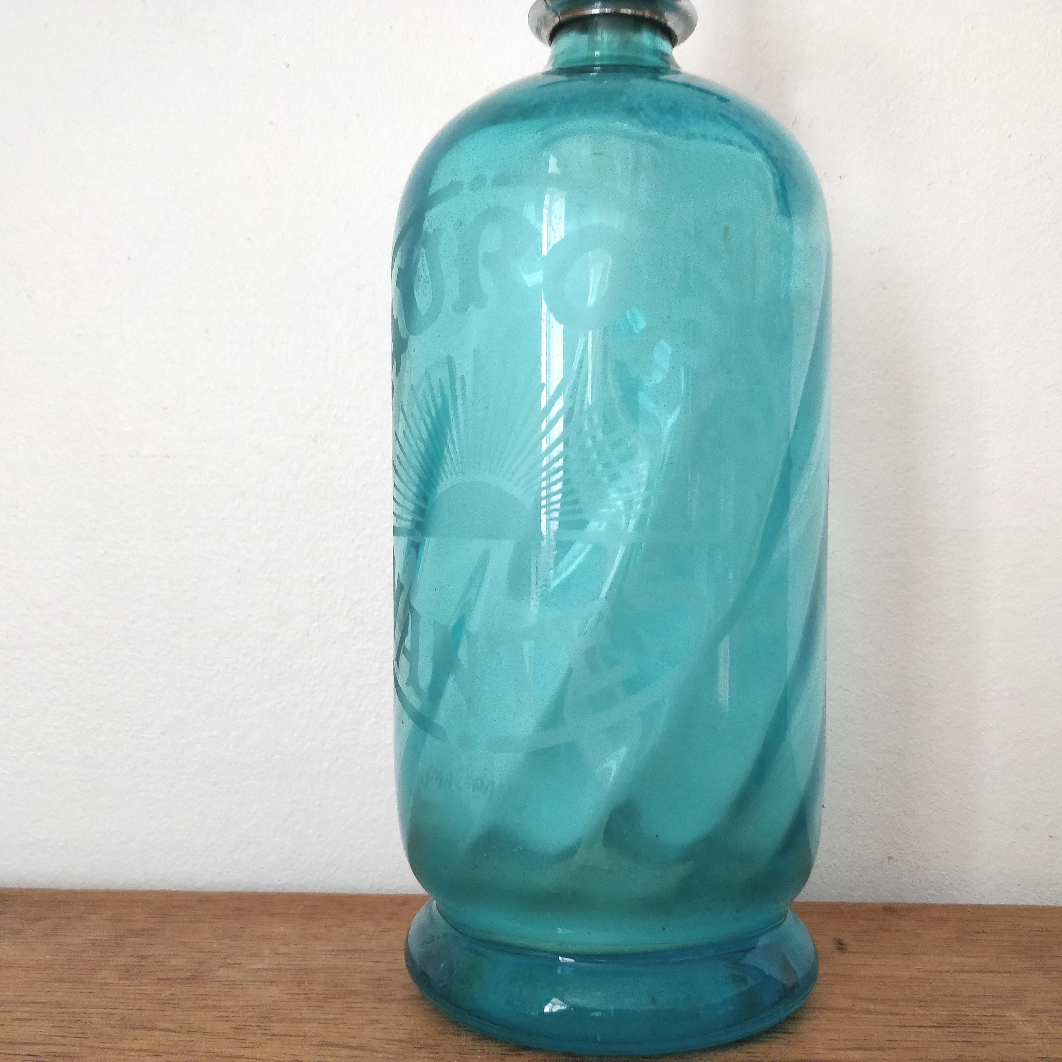 Former Siphon blue bistro Nantes