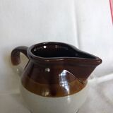 Milk pitcher with beak