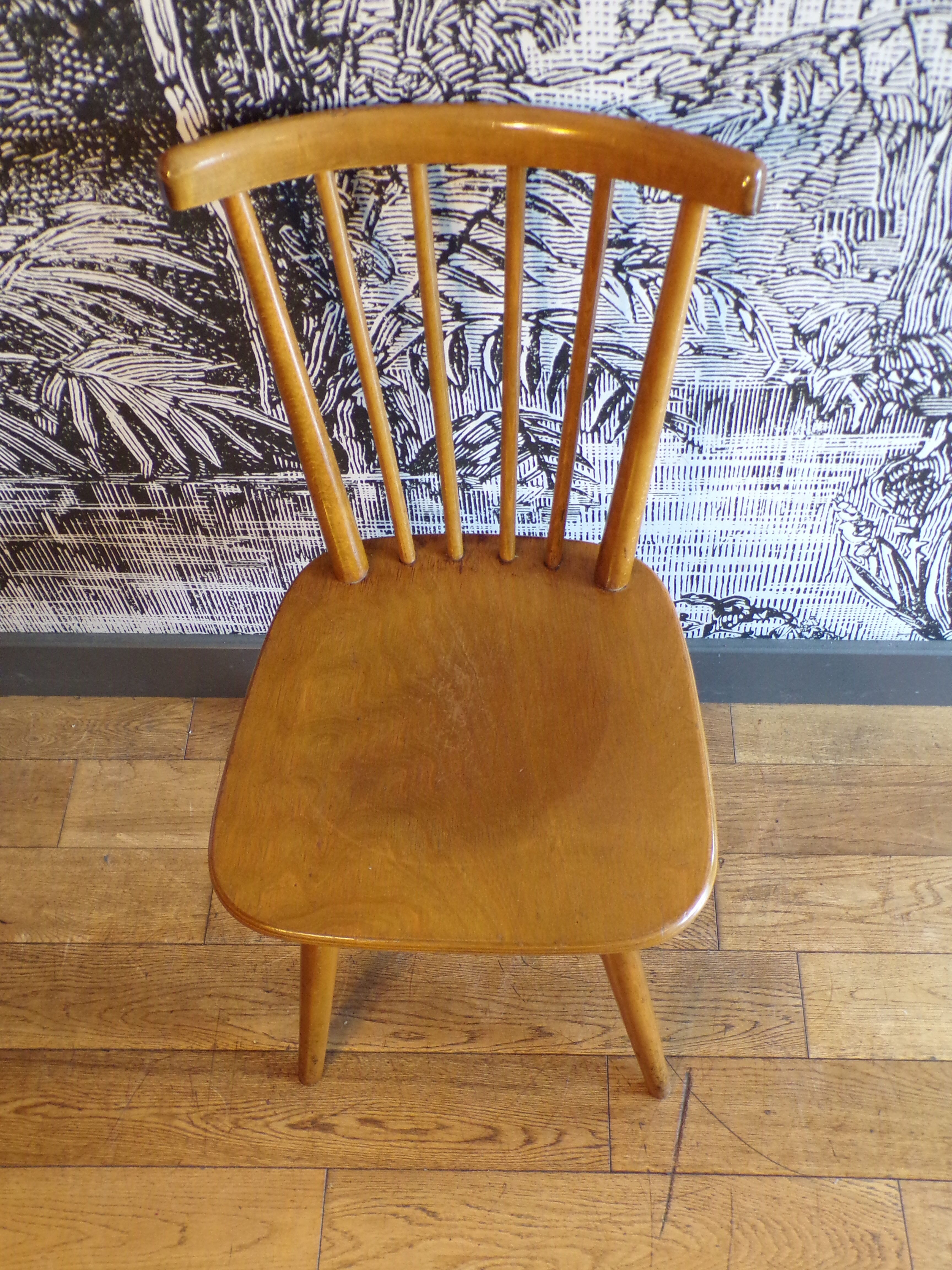 Scandinavian chair windsor