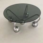 Table basse Sputnik en métal chromé et verre fumé
