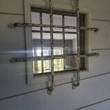 Old Provençal entrance door