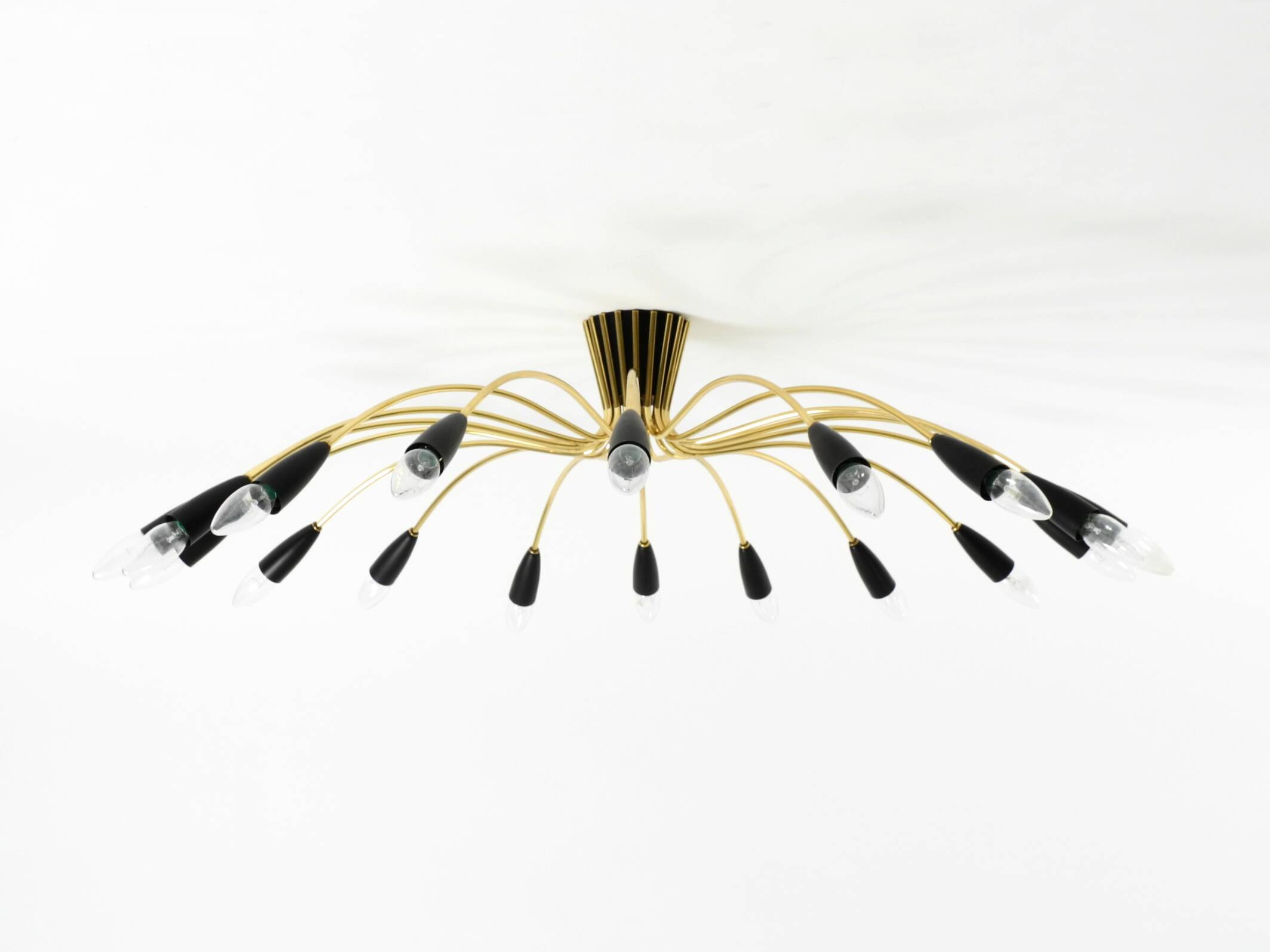 Huge 18-arm mid-century modern brass Sputnik ceiling lamp | Ø 113 cm