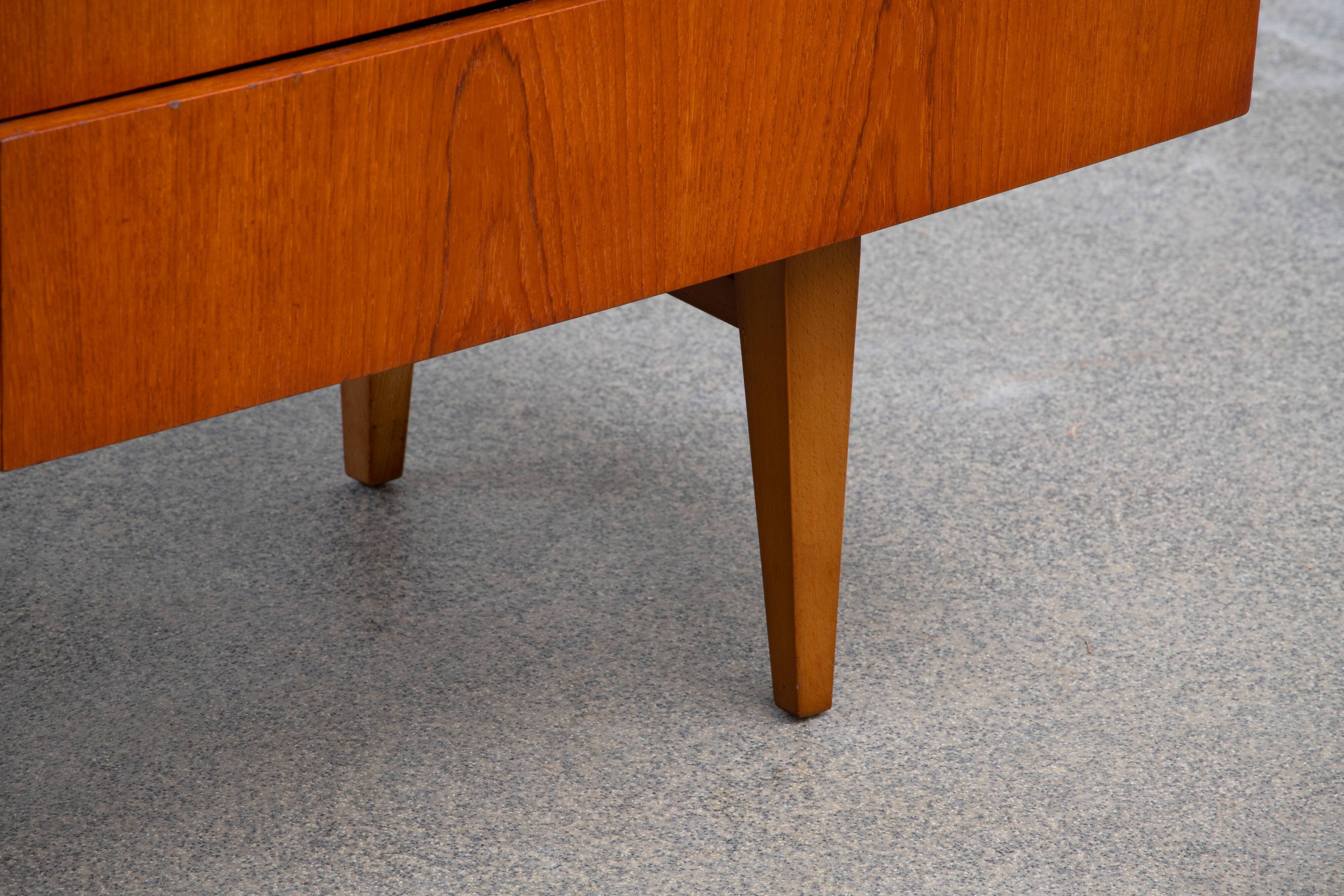 Vintage Scandinavian enfilade - EJVIND – 152 cm