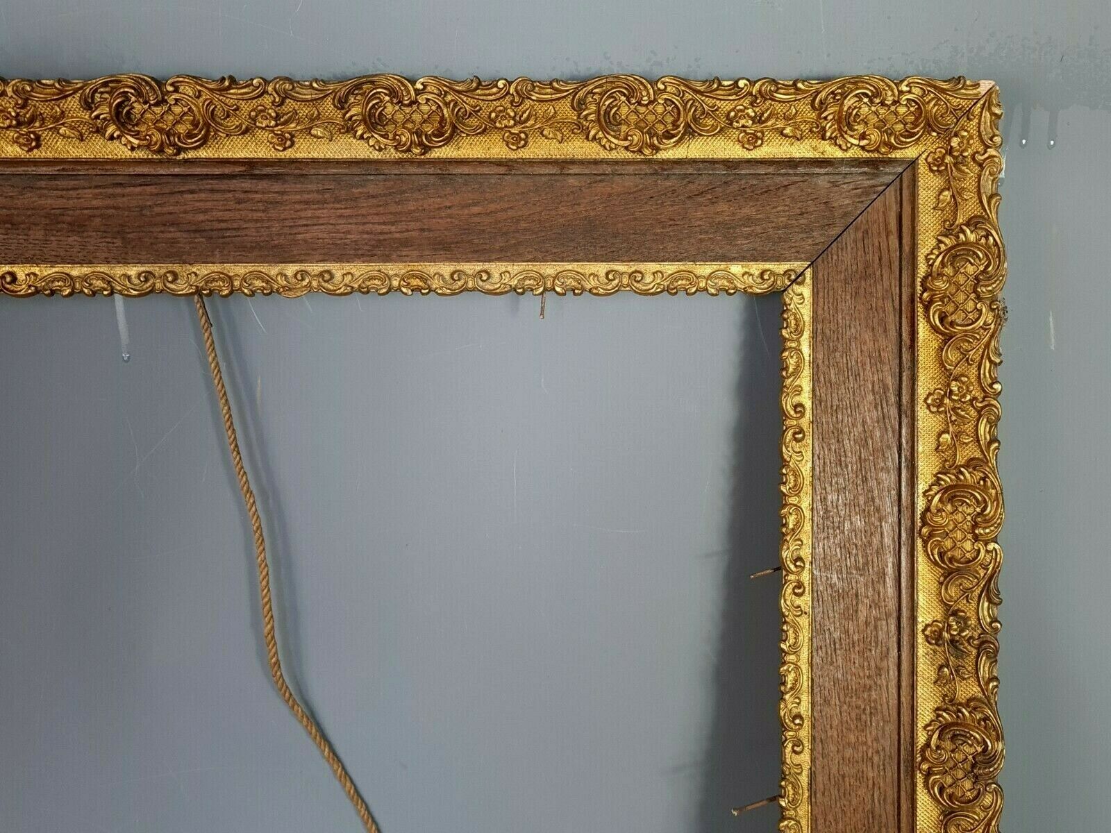 Old frame gilded stucco wood 65,5x55,5 cm, foliage 51x41 cm SB