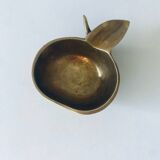 Apple-shaped pocket ashtray