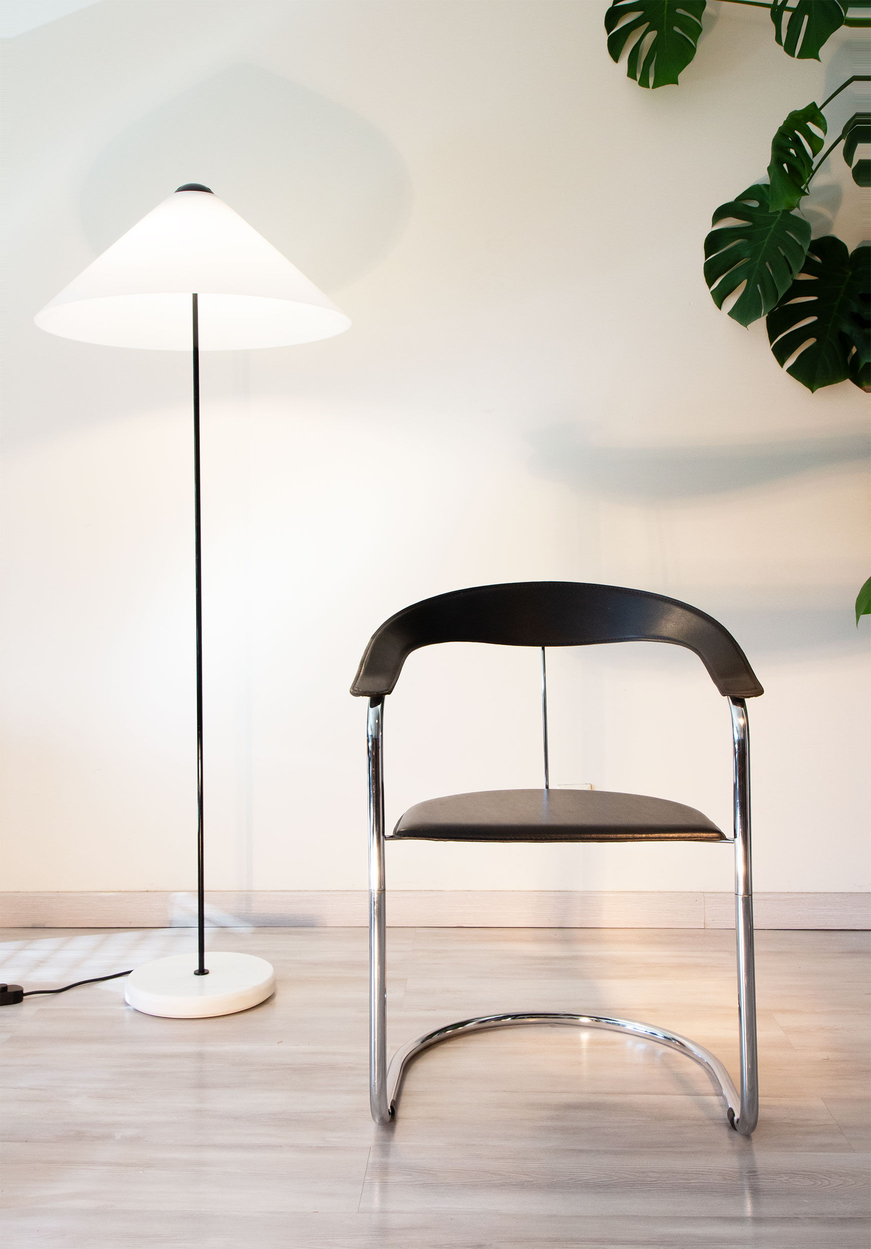 Pair of Bauhaus armchairs in leather and chrome, 70/80s