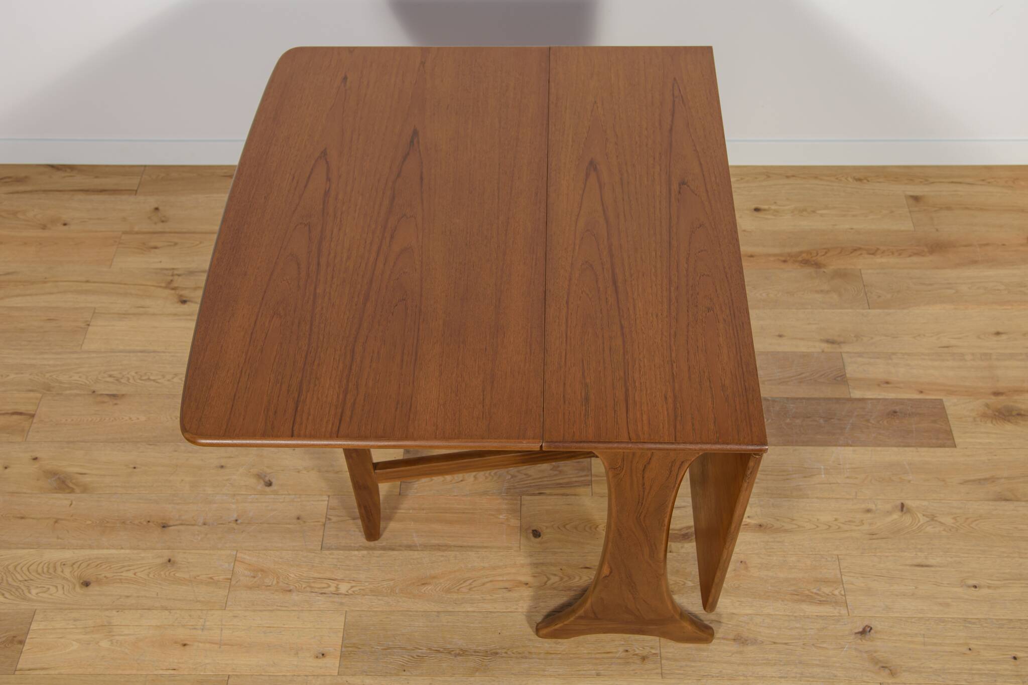 Mid-Century Teak Extendable Dining Table from G-Plan, 1960s
