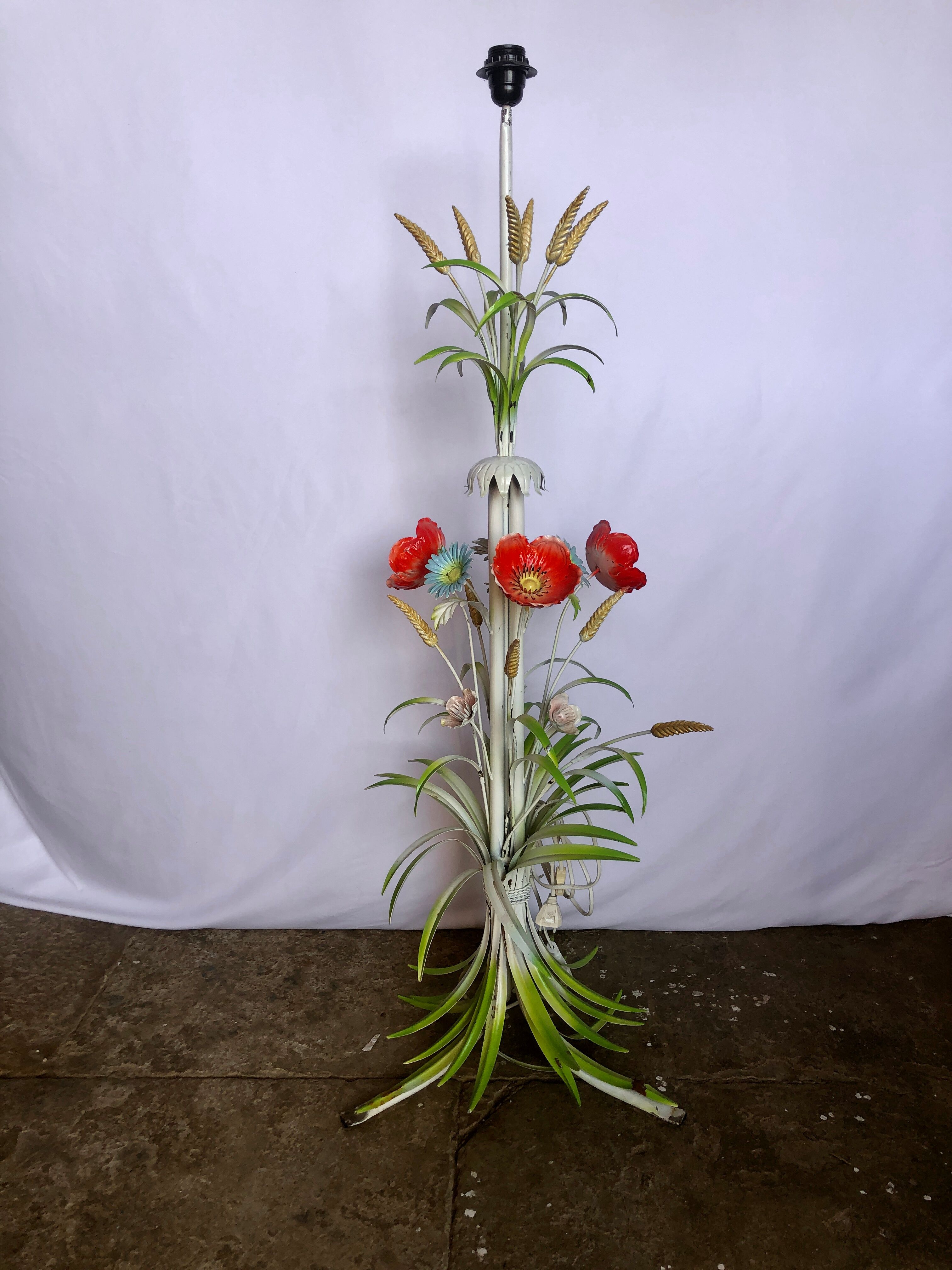 Floor lamp bouquet of summer flowers