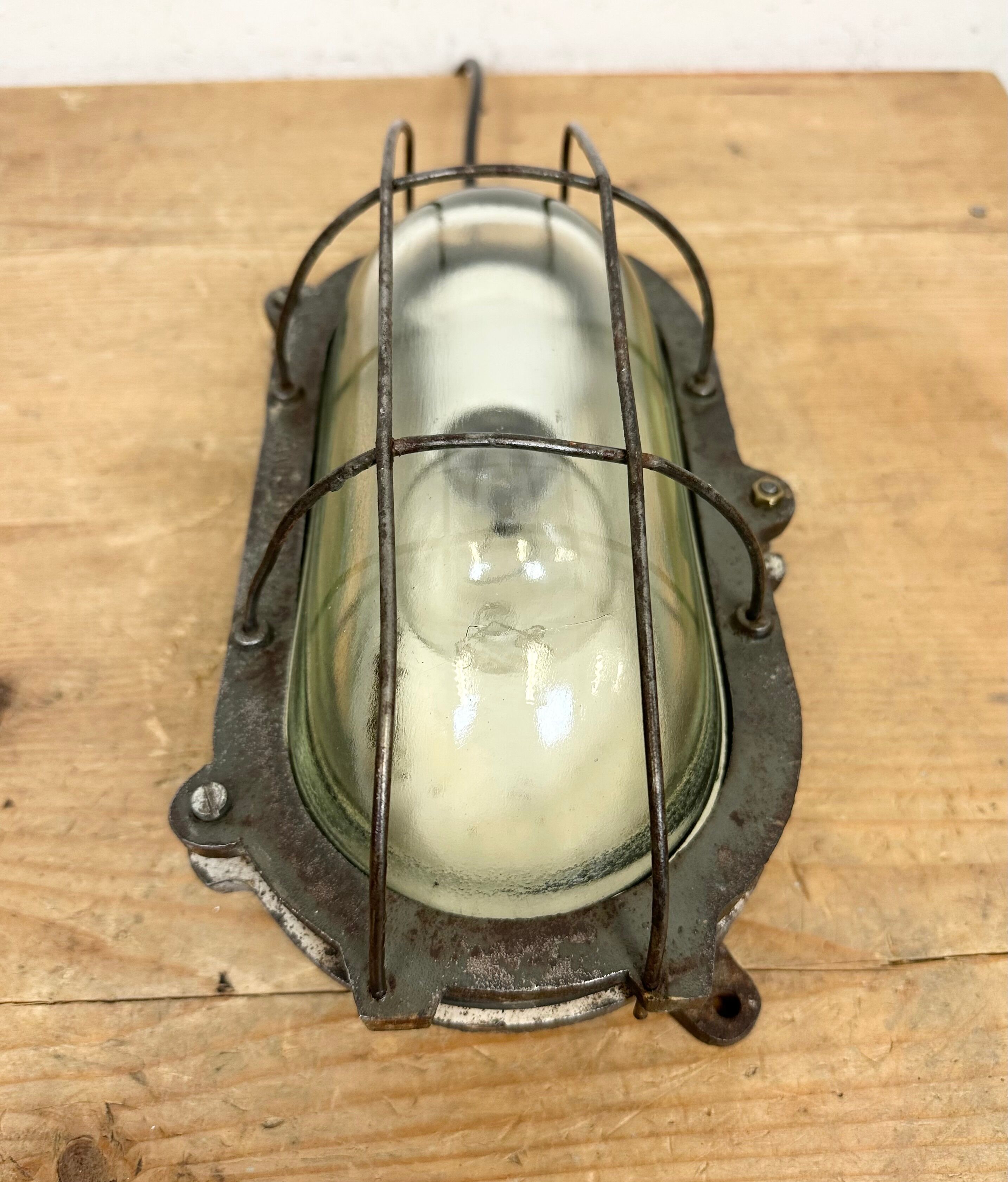 Industrial Cast Iron Wall Light, 1960s