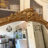 Nineteenth-century shell pediment mirror