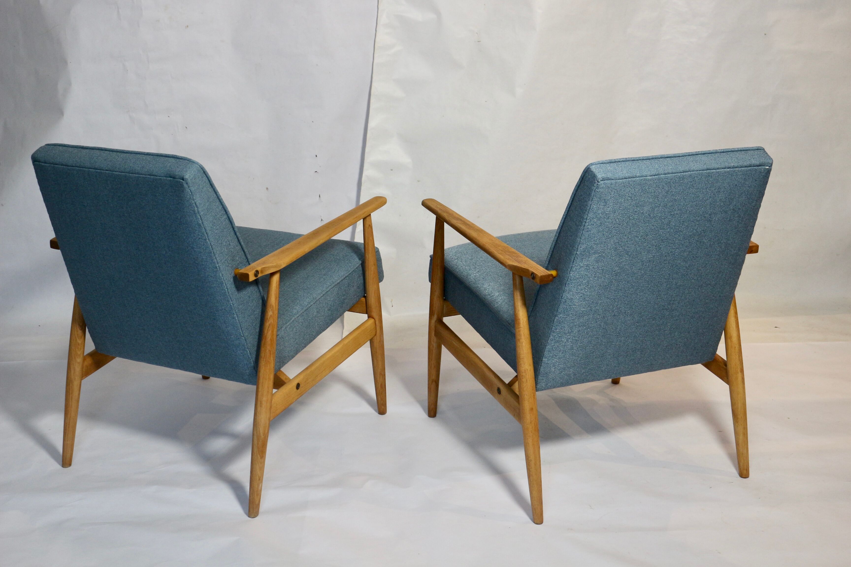 Pair of armchairs henryk lily 300-190s 1970