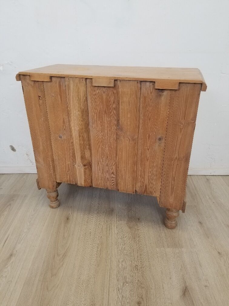 English pine dresser