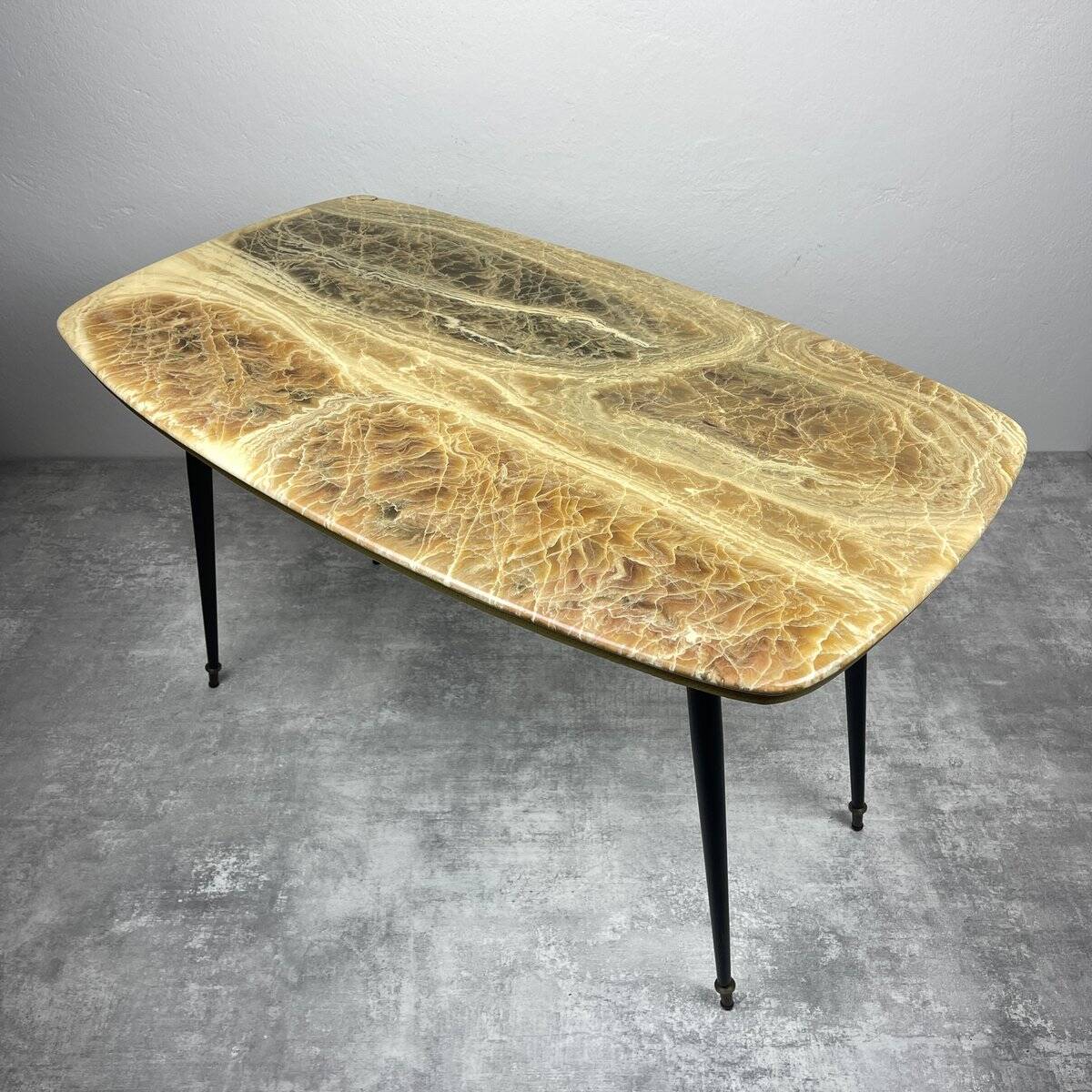 Mid-century modern Italian coffee table, 1950s.
